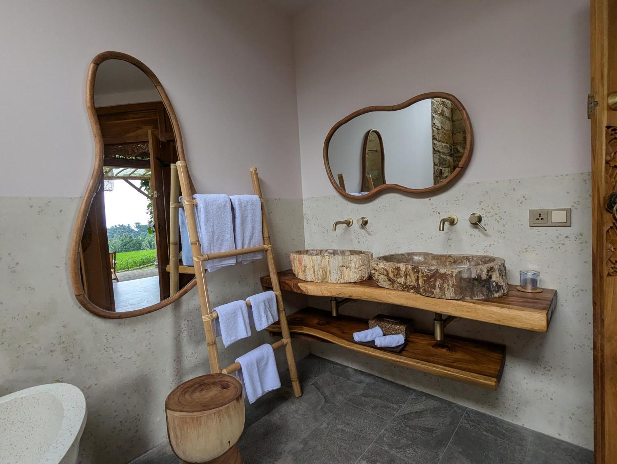 Puri Dajuma Terrace Eco Lodge & Spa Selemadeg  Kültér fotó